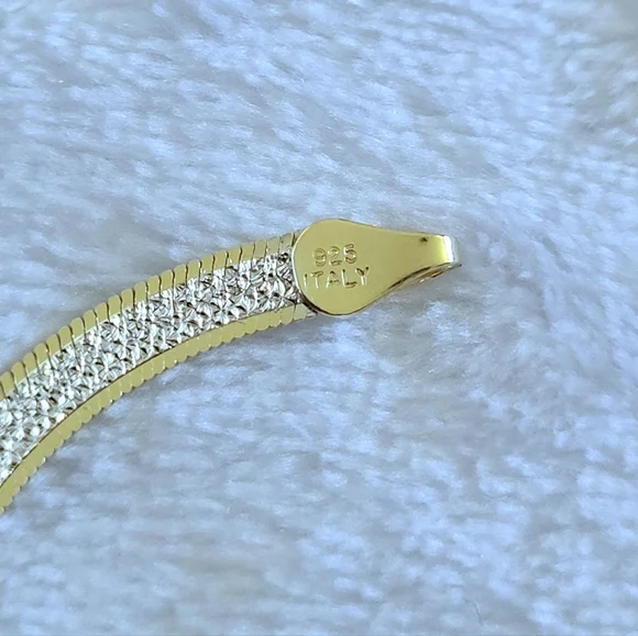 Mia Fiore Two✌️ Tone Herringbone Bracelet - NWT - Picture 10 of 16